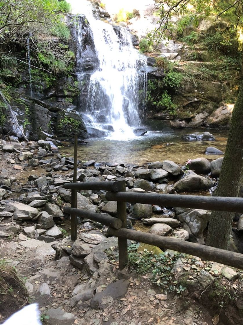 Lugar Cascata da Cabreia