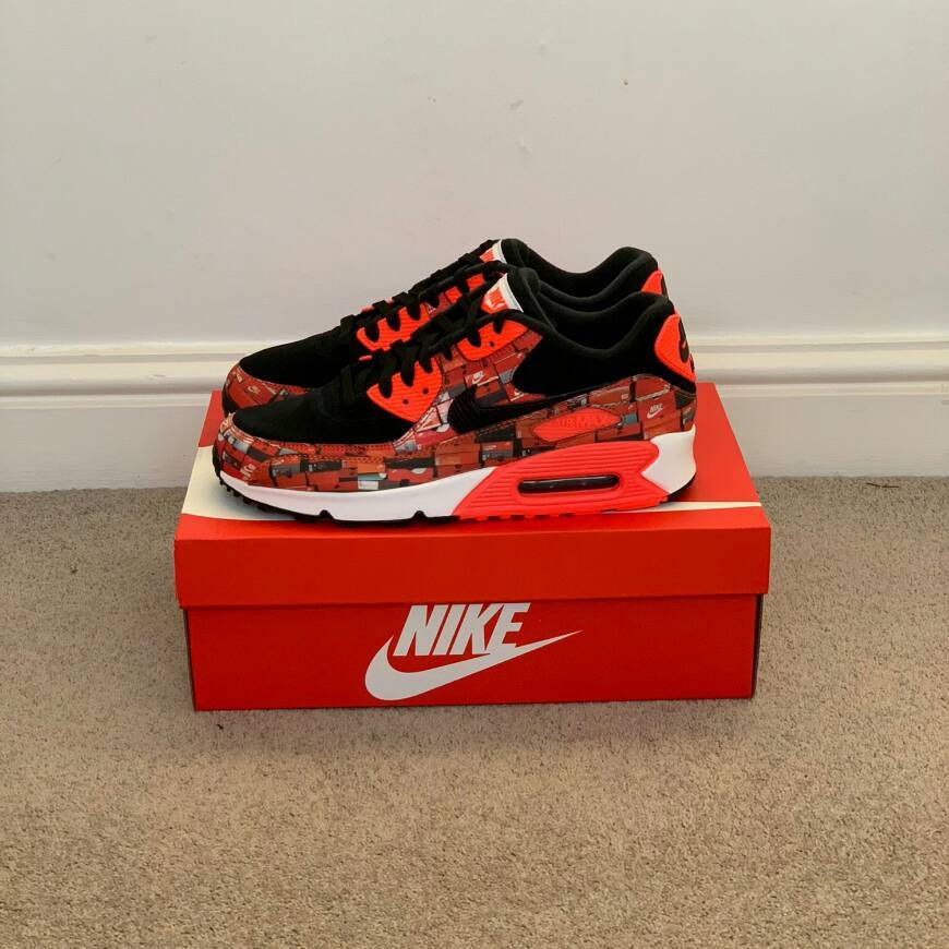 Product  Nike  Air Max 90  " We love NIKE"