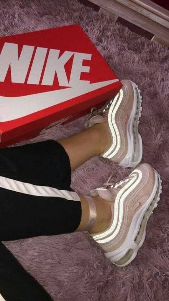 Product Nike Air Max 87 Feminino