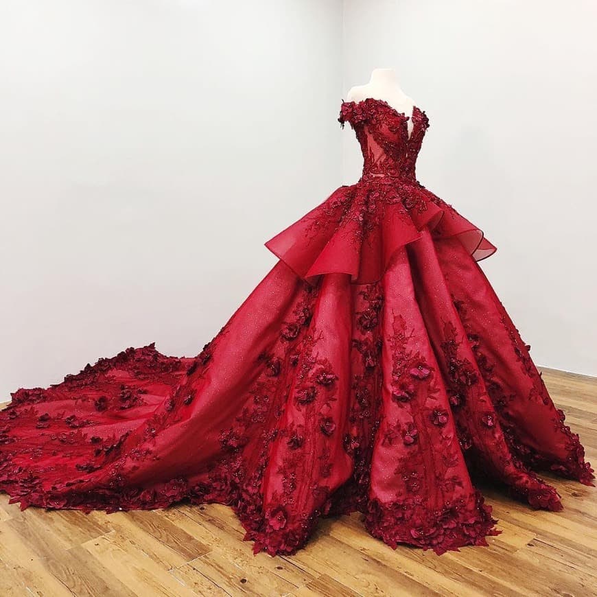 Fashion Gown dress with red roses 🌹 