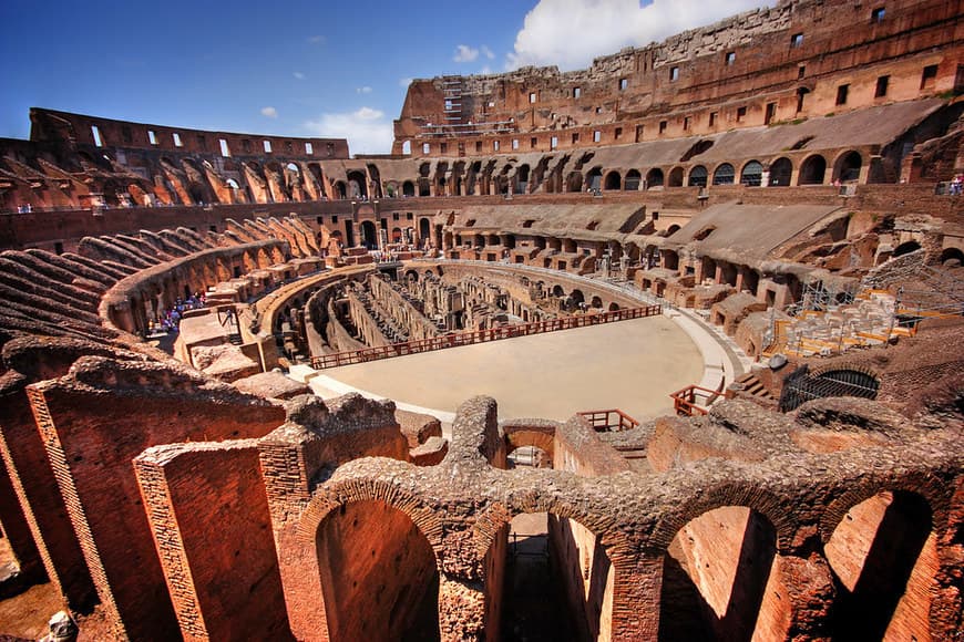 Place Colosseo