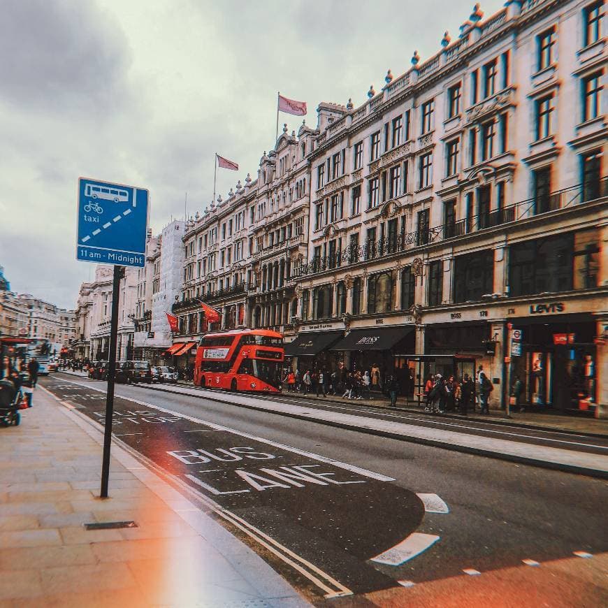 Lugar Oxford Street