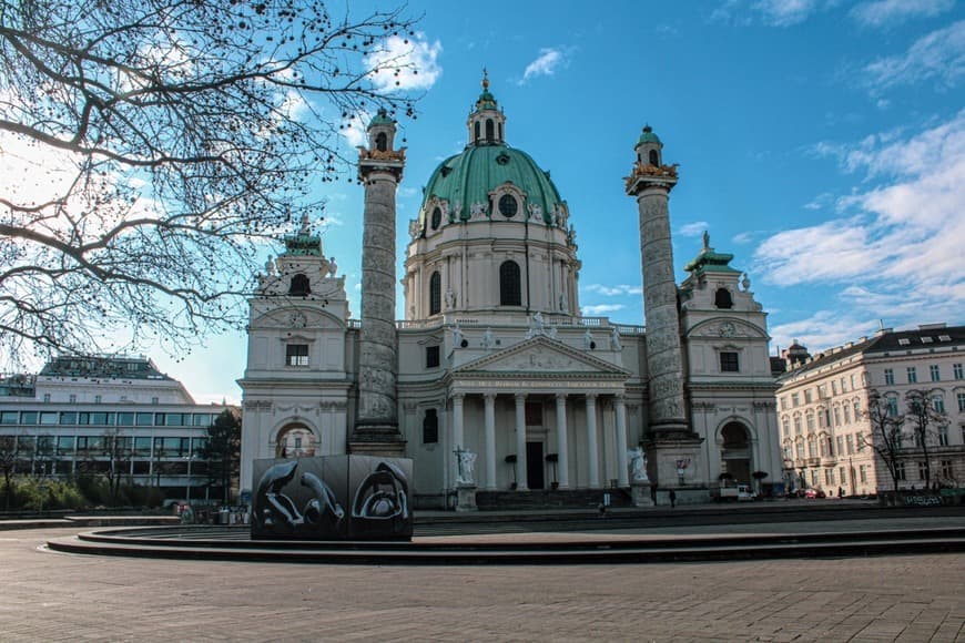 Lugar Karlskirche