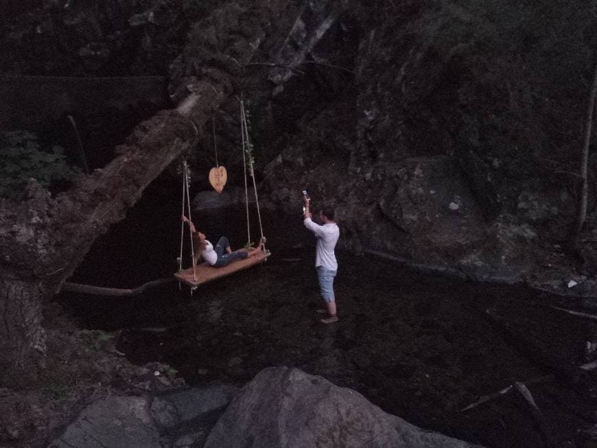 Place Isto é Lousã - Baloiço da Piscinas de Nossa Senhora da Piedade