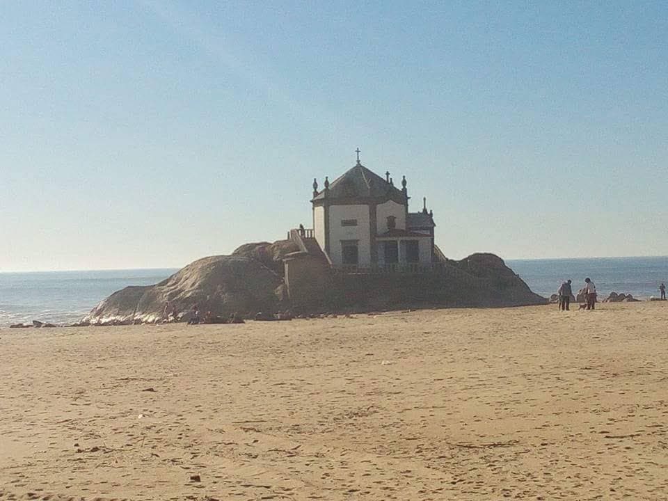 Lugar Senhor da Pedra beach