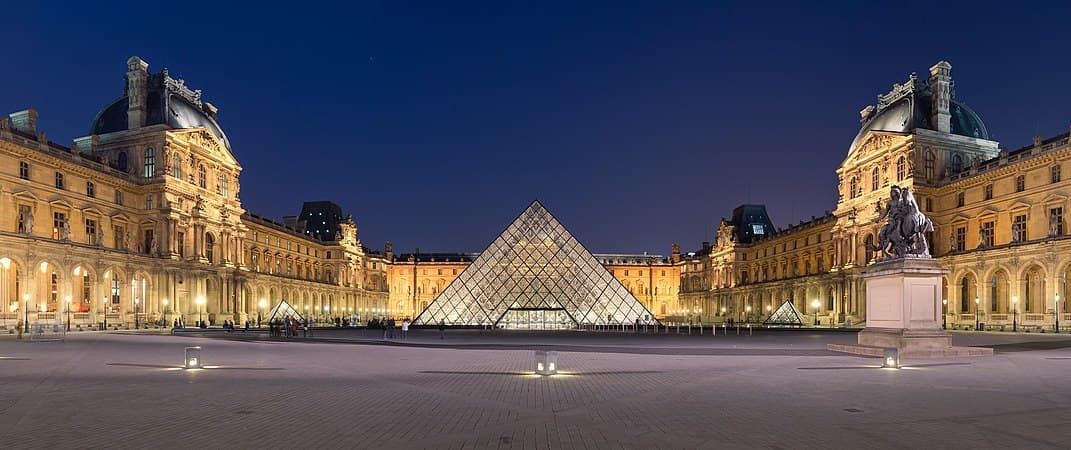 Lugar Pyramide du Louvre