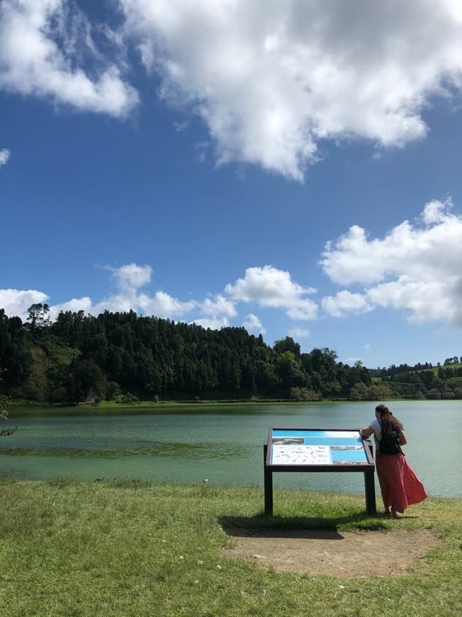 Place Furnas Lake