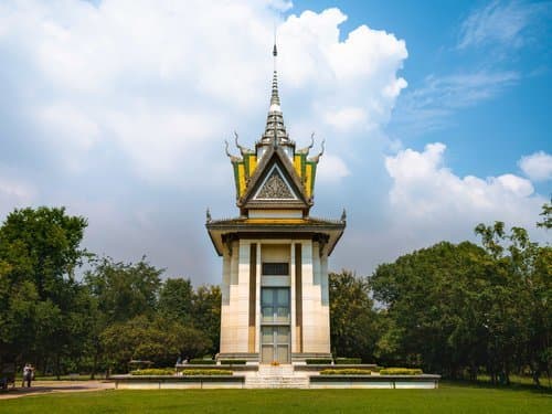 Place Choeung Ek Genocidal Center