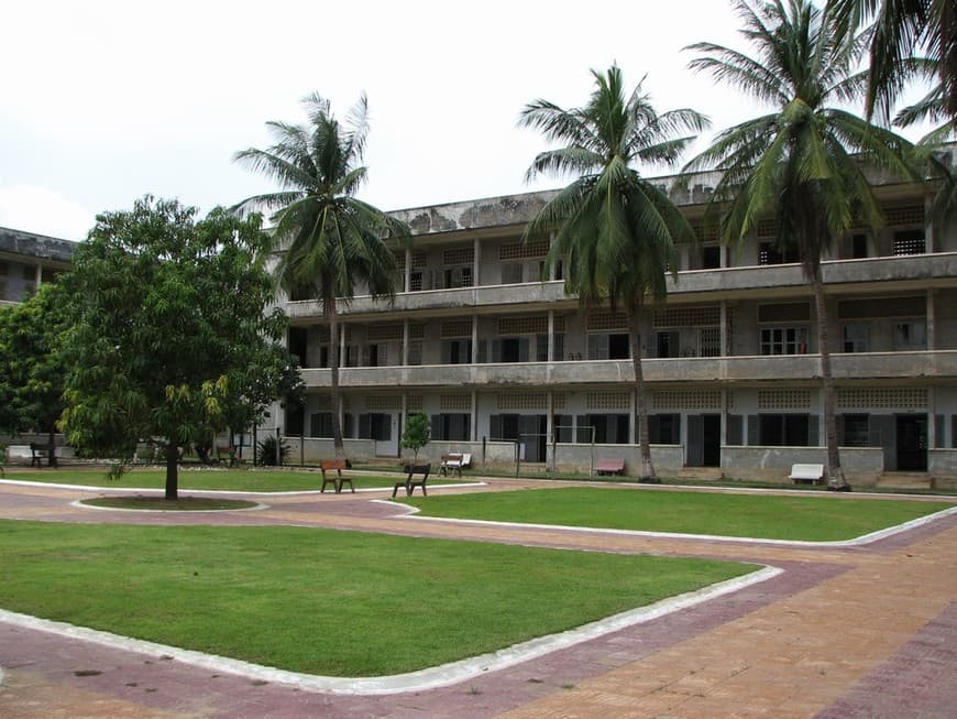 Place Tuol Sleng