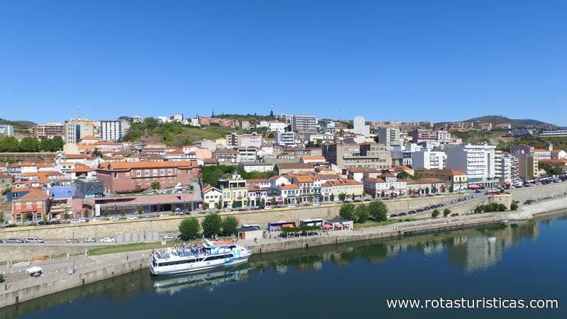 Place Peso da Régua 🔝