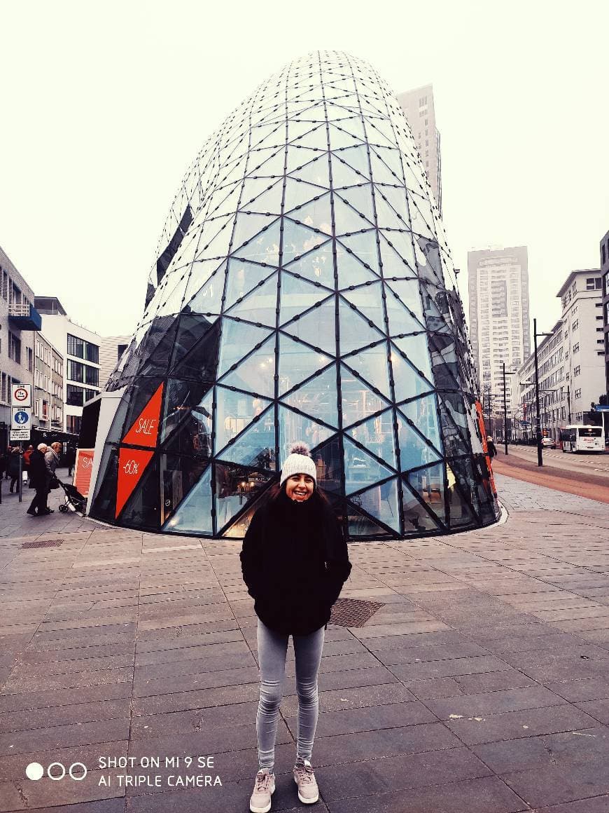 Place Eindhoven Station