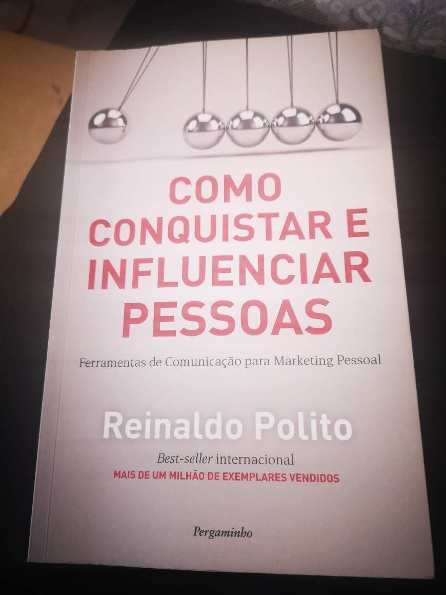 Book Como conquistar e influenciar pessoas 