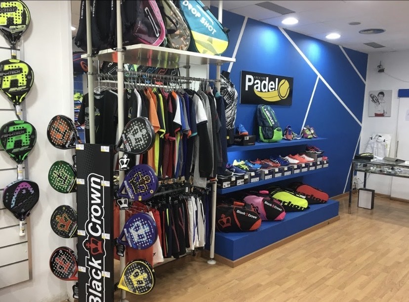 Place Tienda de padel situada en Granollers y tienda on-Line 