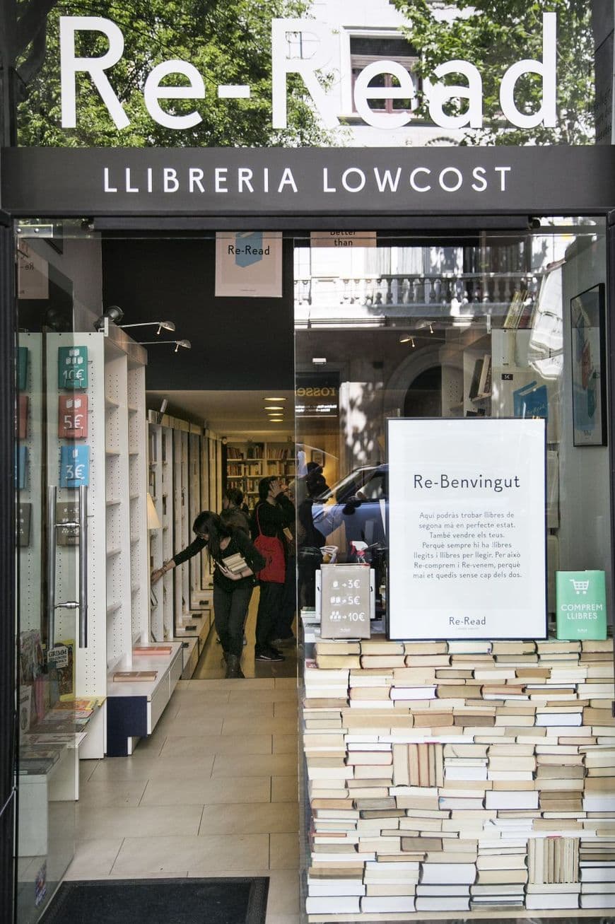 Lugar Re-Read Librería Lowcost - Muntaner Barcelona