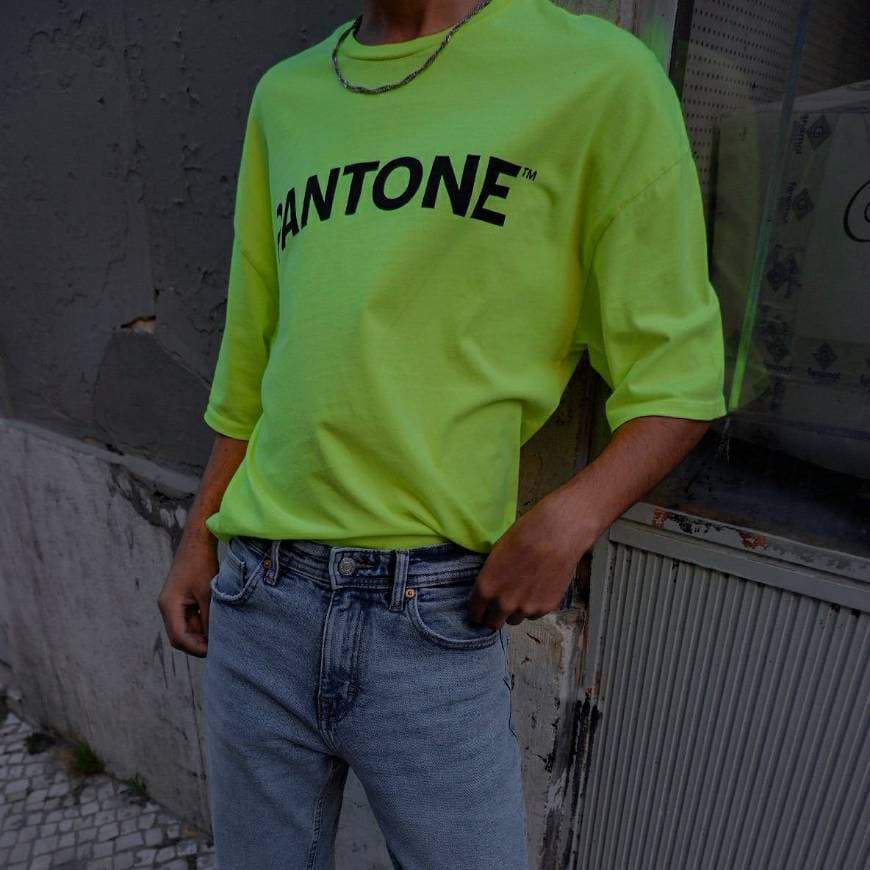 Moda T-Shirt Neon PANTONE - Bershka