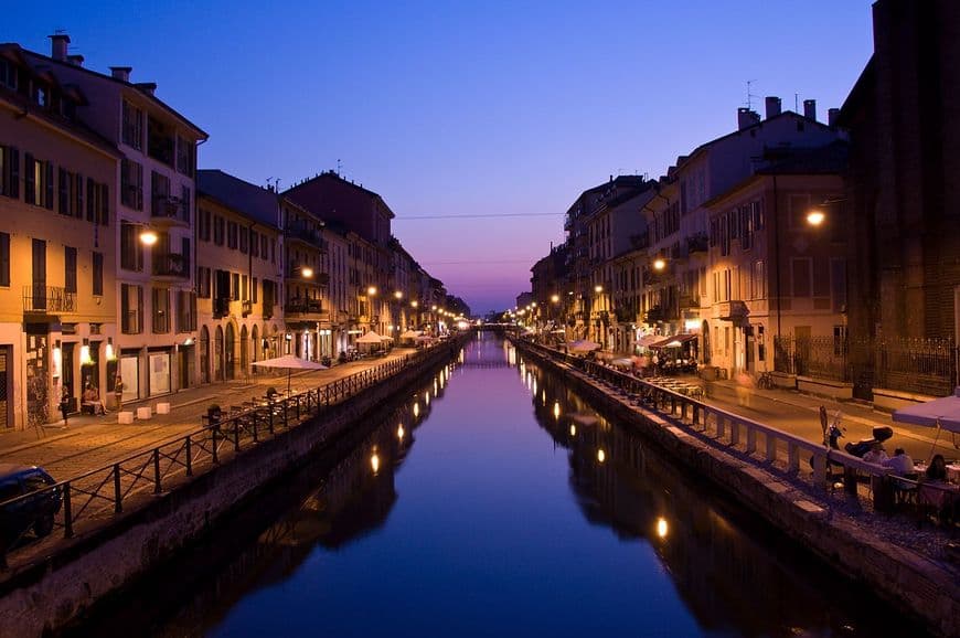 Place Navigli