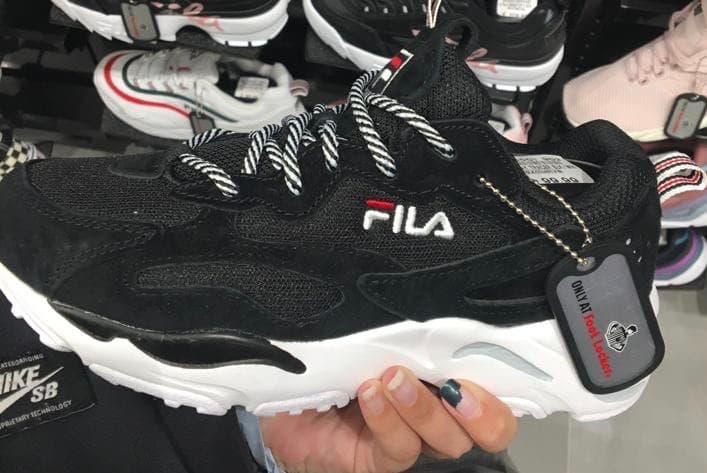 Fashion Fila pretas