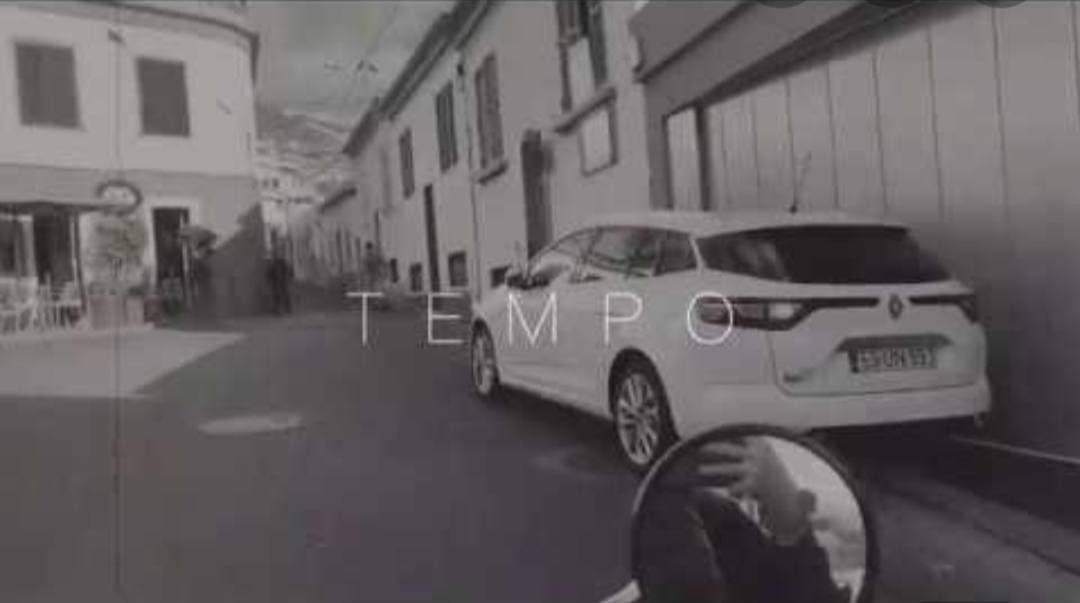 Canción Tempo- Van Zee