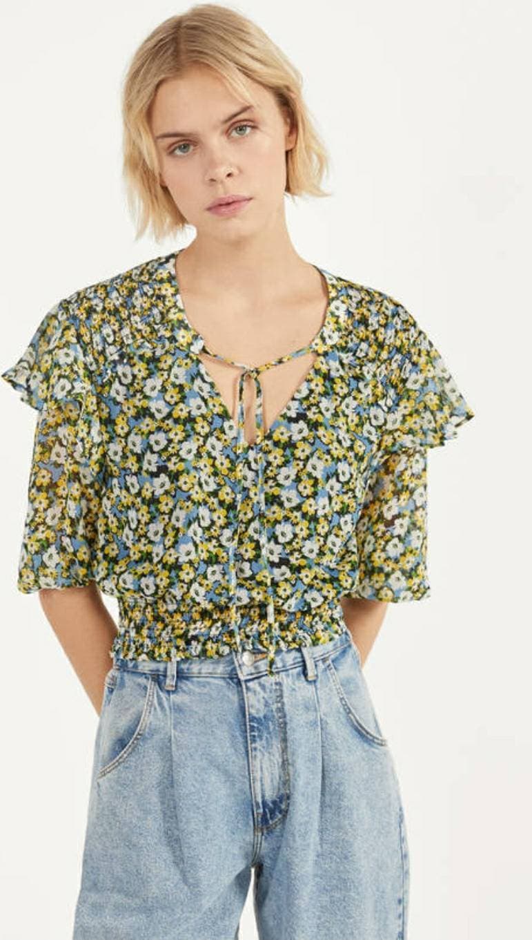 Product Blusa estampado flores com folhos

