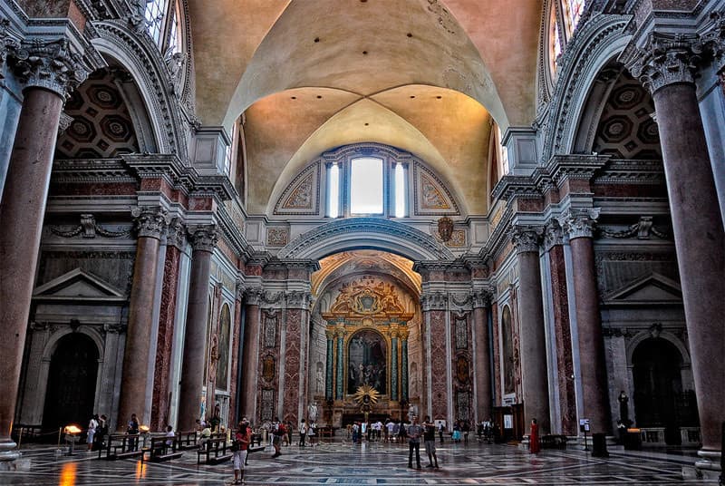 Place Basílica de Santa María de los Ángeles y los Mártires