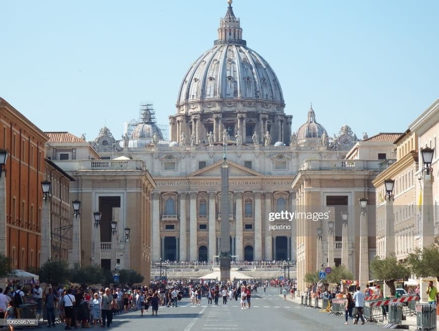 Place Piazza San Pietro