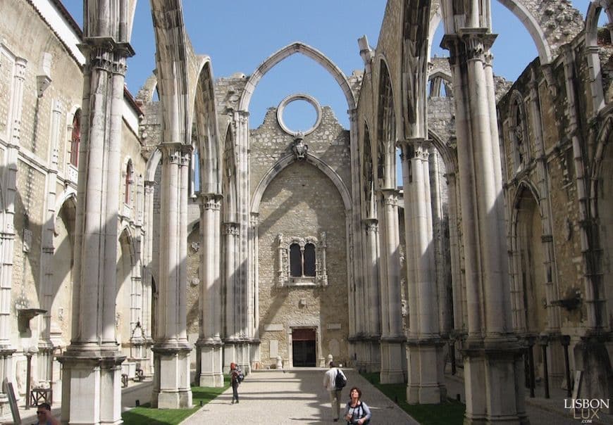 Place Convento do Carmo