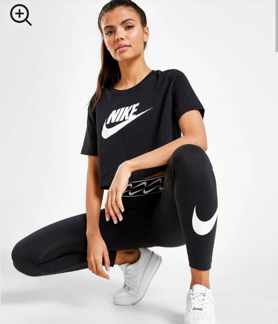 Moda Nike Essential Futura Crop T-Shirt