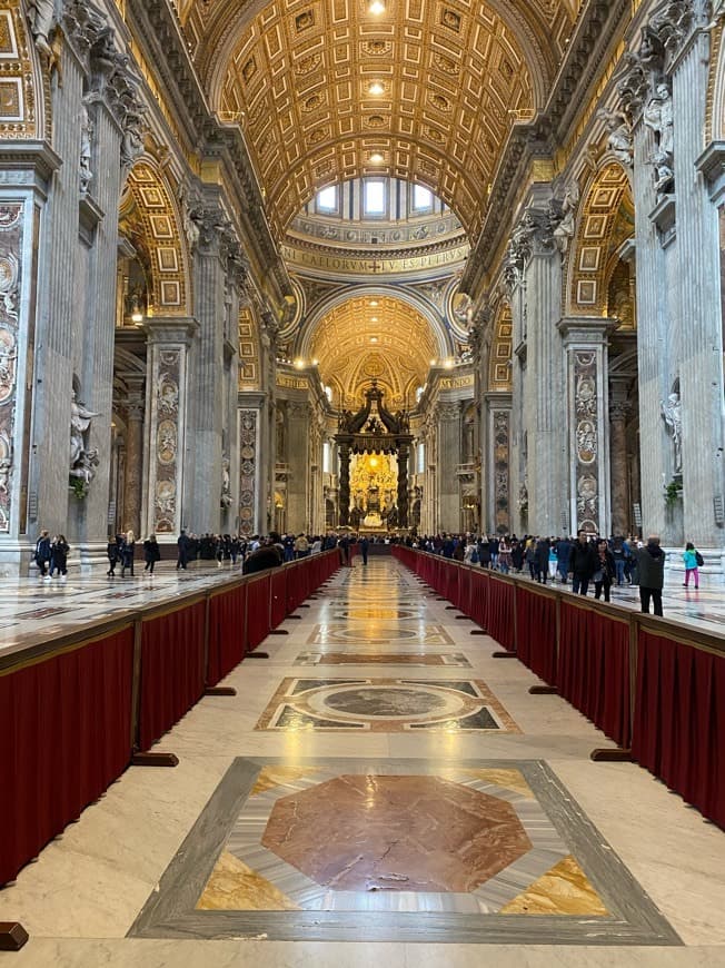 Place Basílica de San Pedro