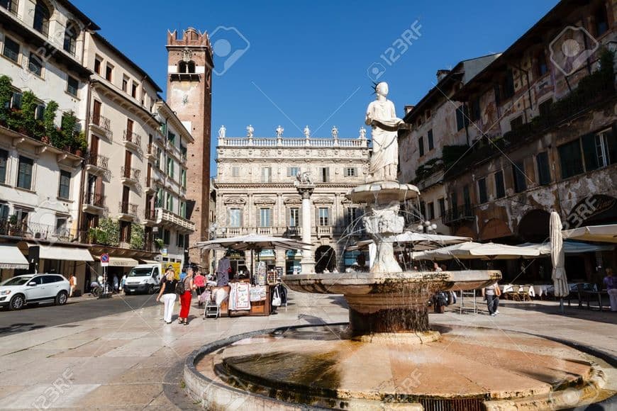 Place Piazza Delle Erbe