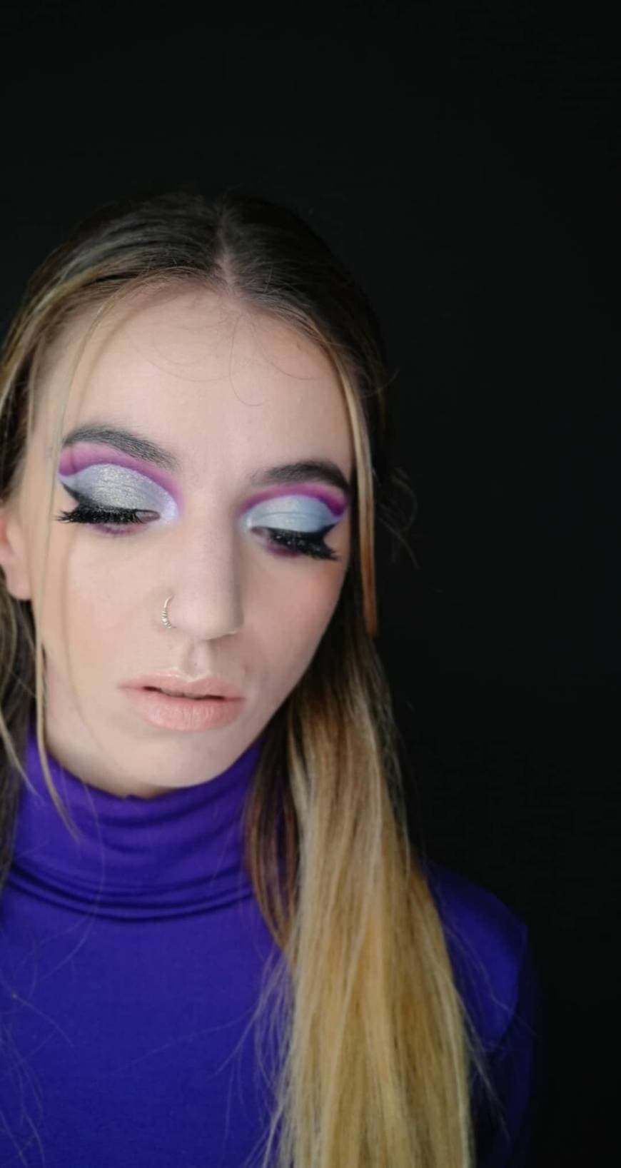 Moda Cut-crease 