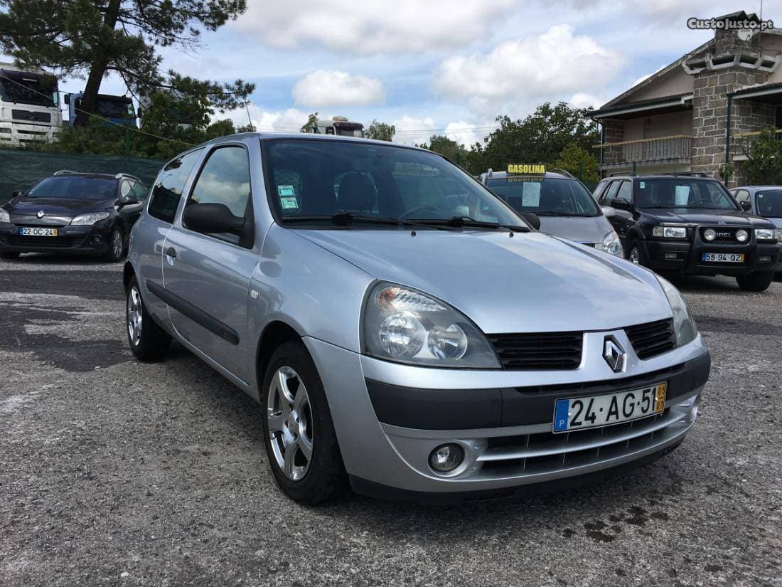 Fashion Renault Clio 2005