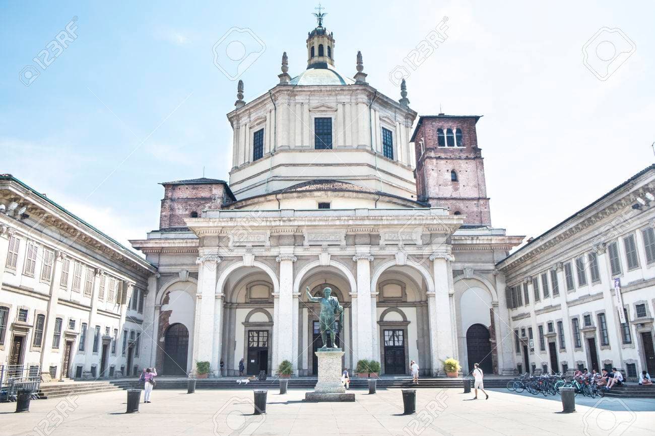 Lugar Basilica di San Lorenzo, Milano