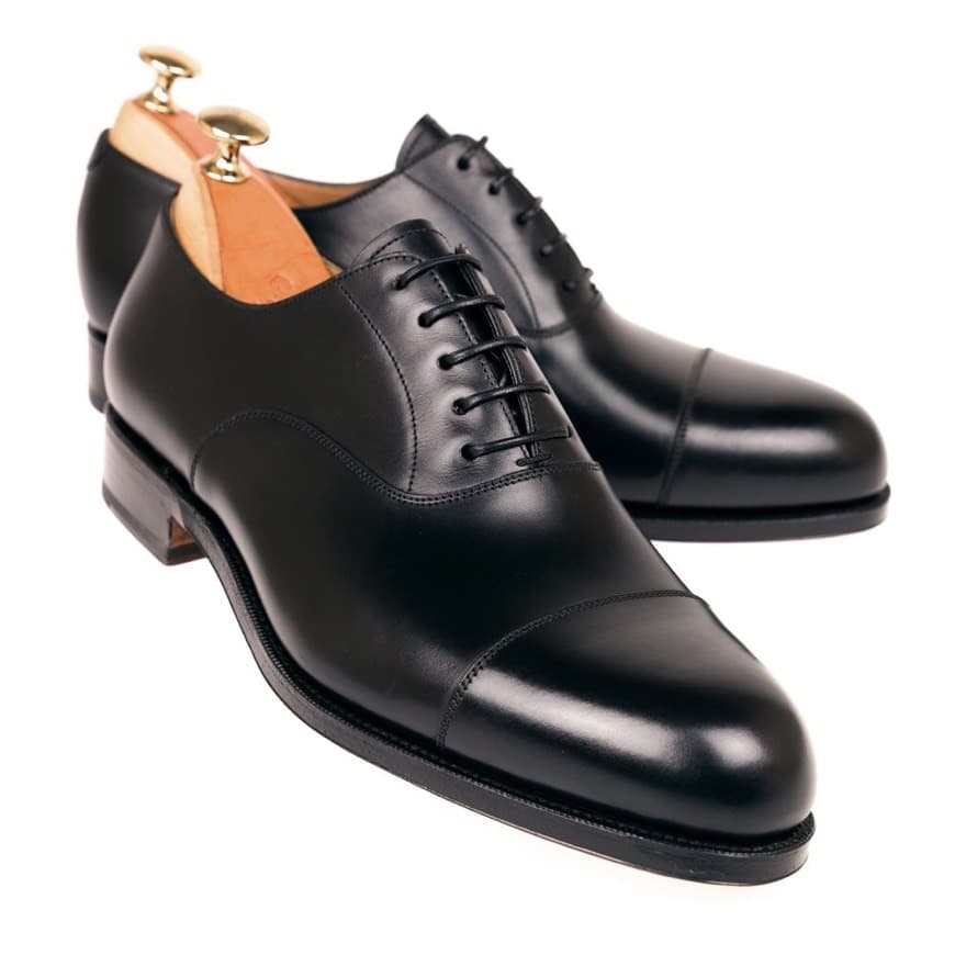 Fashion Carmina black cap toe Oxford 