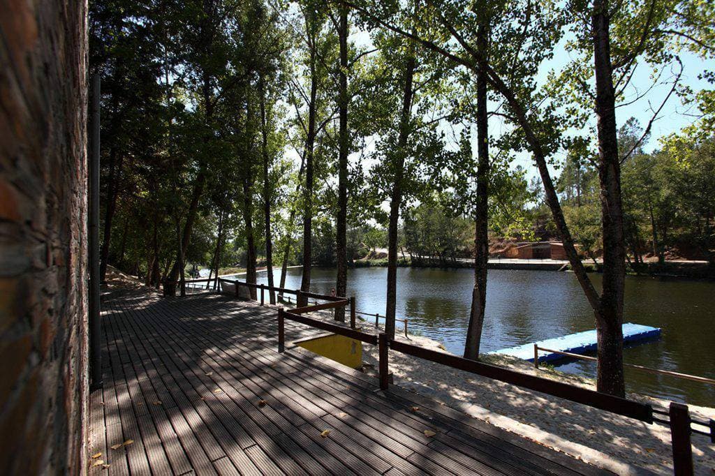 Lugar Praia Fluvial da Cascalheira