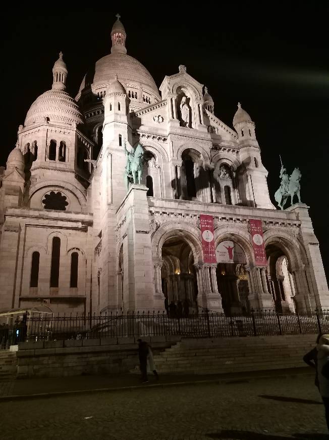 Place Basílica del Sacré Cœur