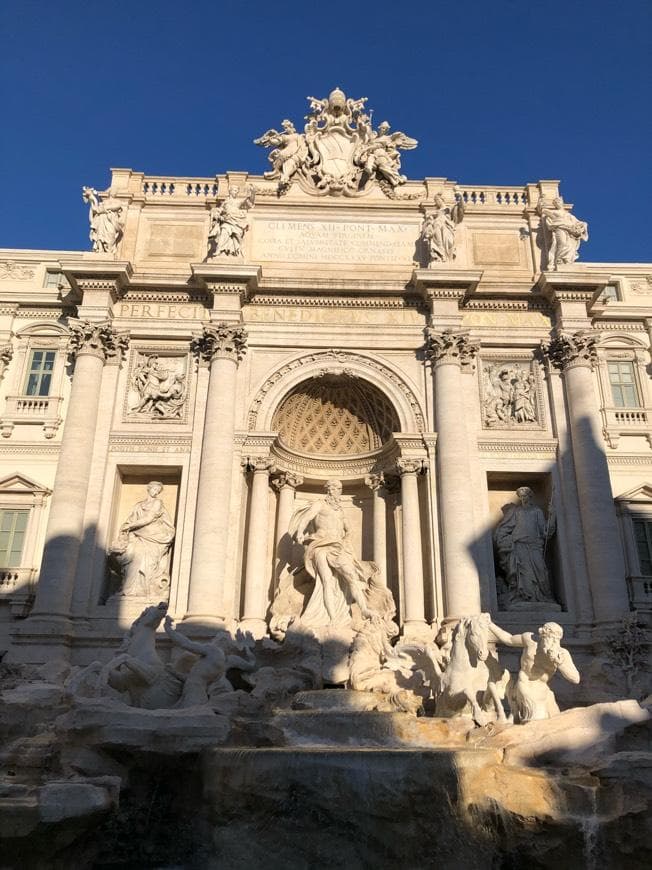 Lugar Fontana di Trevi