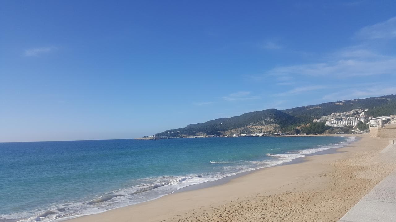 Lugar Praia da Califórnia