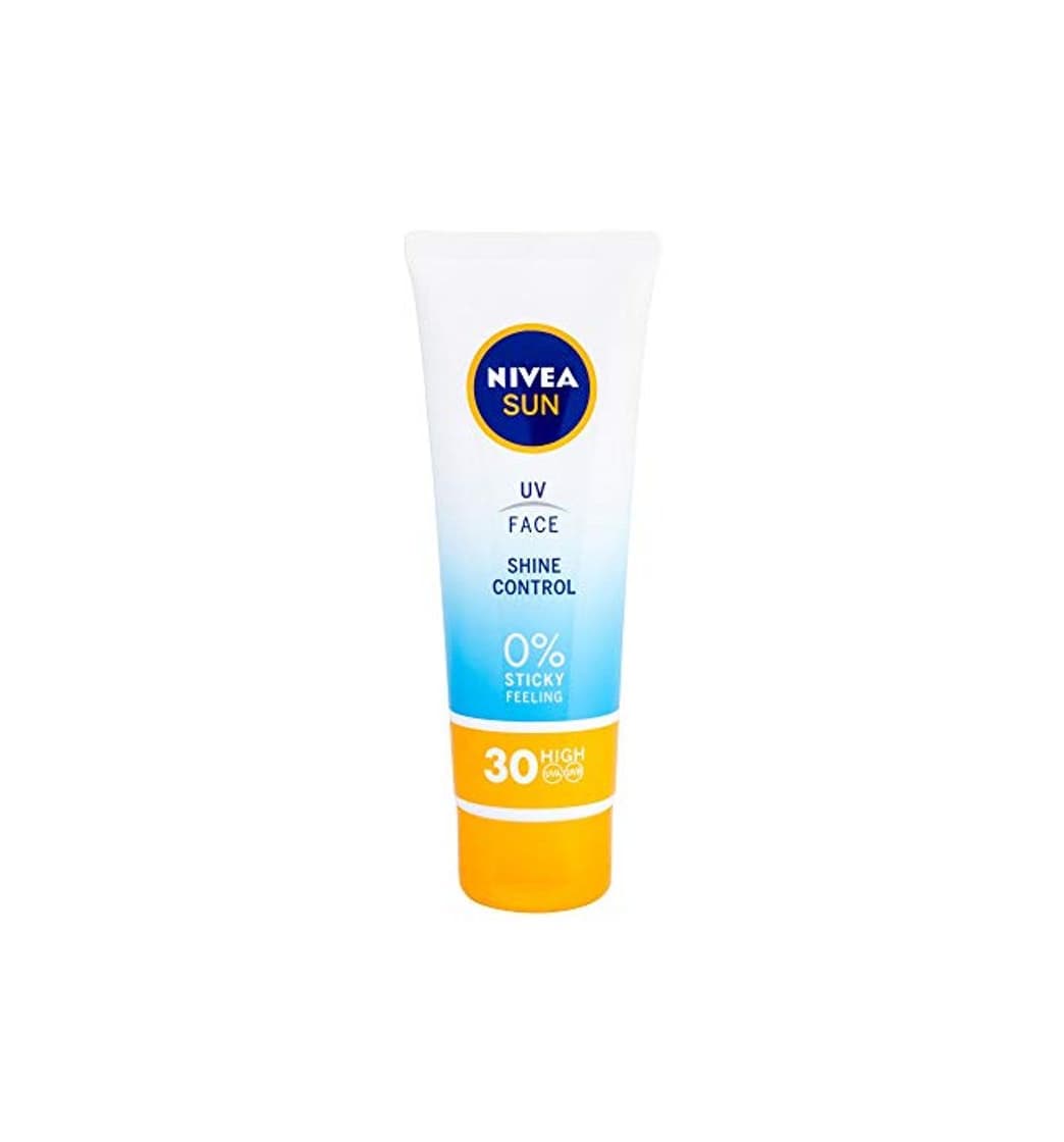 Producto Nivea Sun Uv Face Shine Control Spf30 50 ml