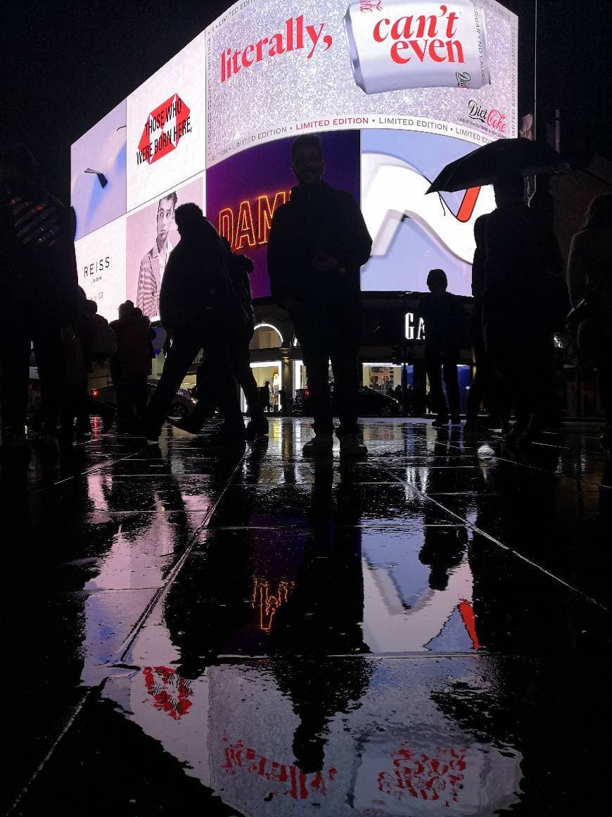 Lugar Piccadilly Circus