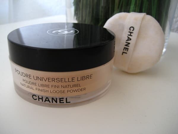 Product chanel poudre universelle libre