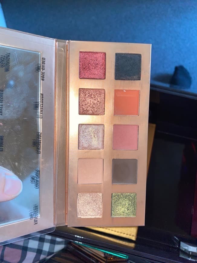 Product MAC ROSE-GILDED EYESHADOW PALETTE