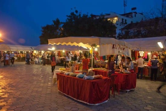 Lugar Phnom Penh Night Market