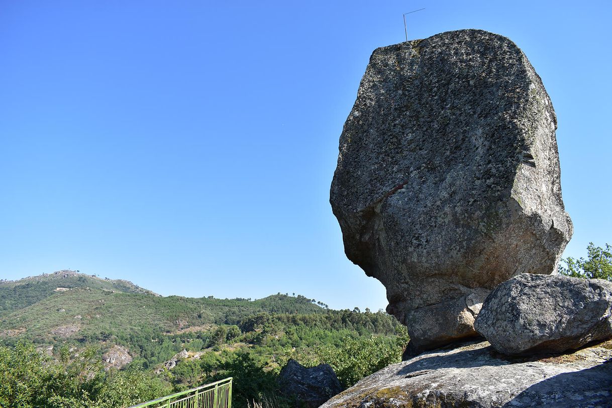 Place Miradouro do Penedo de São João 