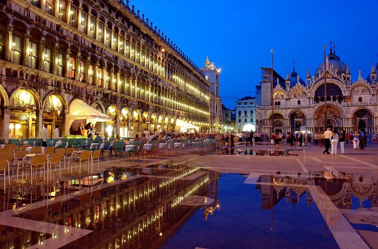 Lugar Piazza San Marco