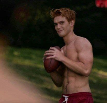 Moda Archie Andrews (RIVERDALE)