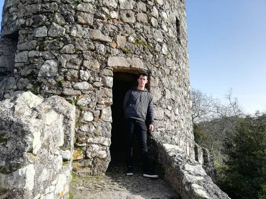 Lugar Castelo dos Mouros