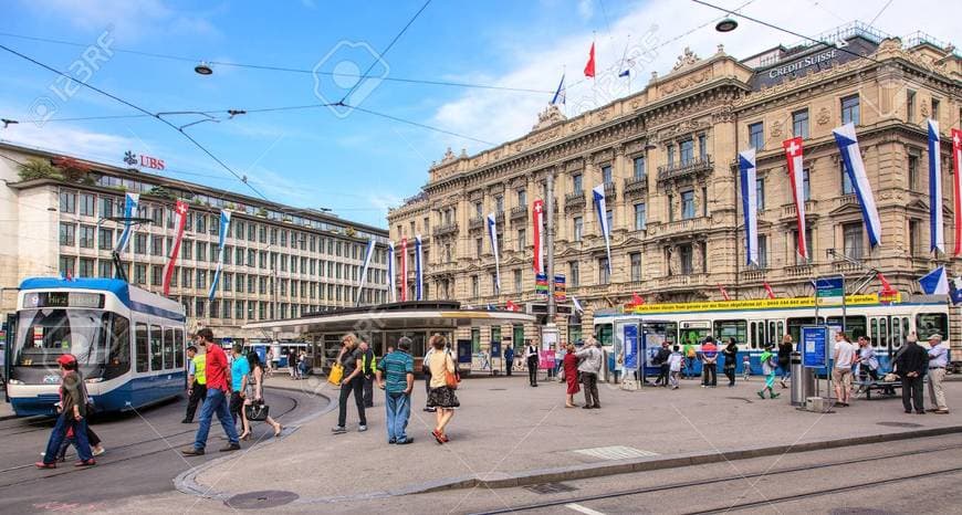 Place Paradeplatz