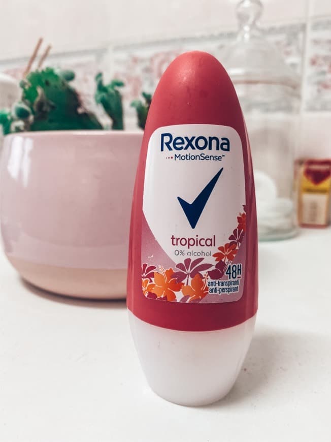 Product Rexona Roll On Tropical