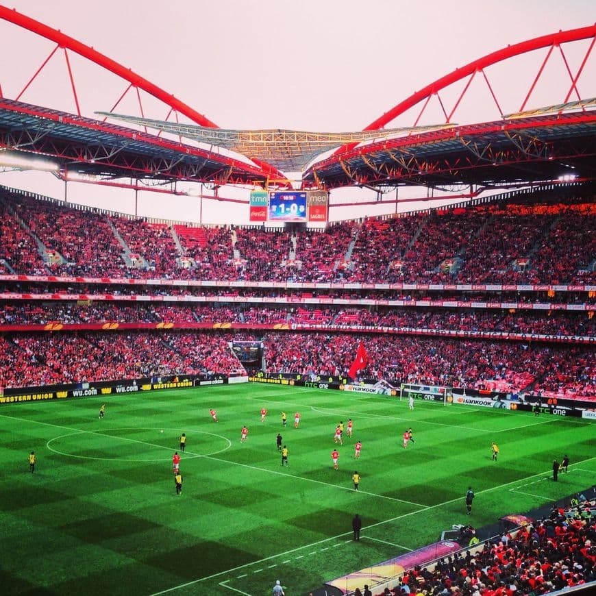 Lugar Estádio Sport Lisboa e Benfica