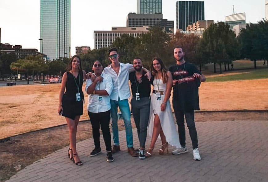 Fashion Dallas Crew 📈🇺🇸